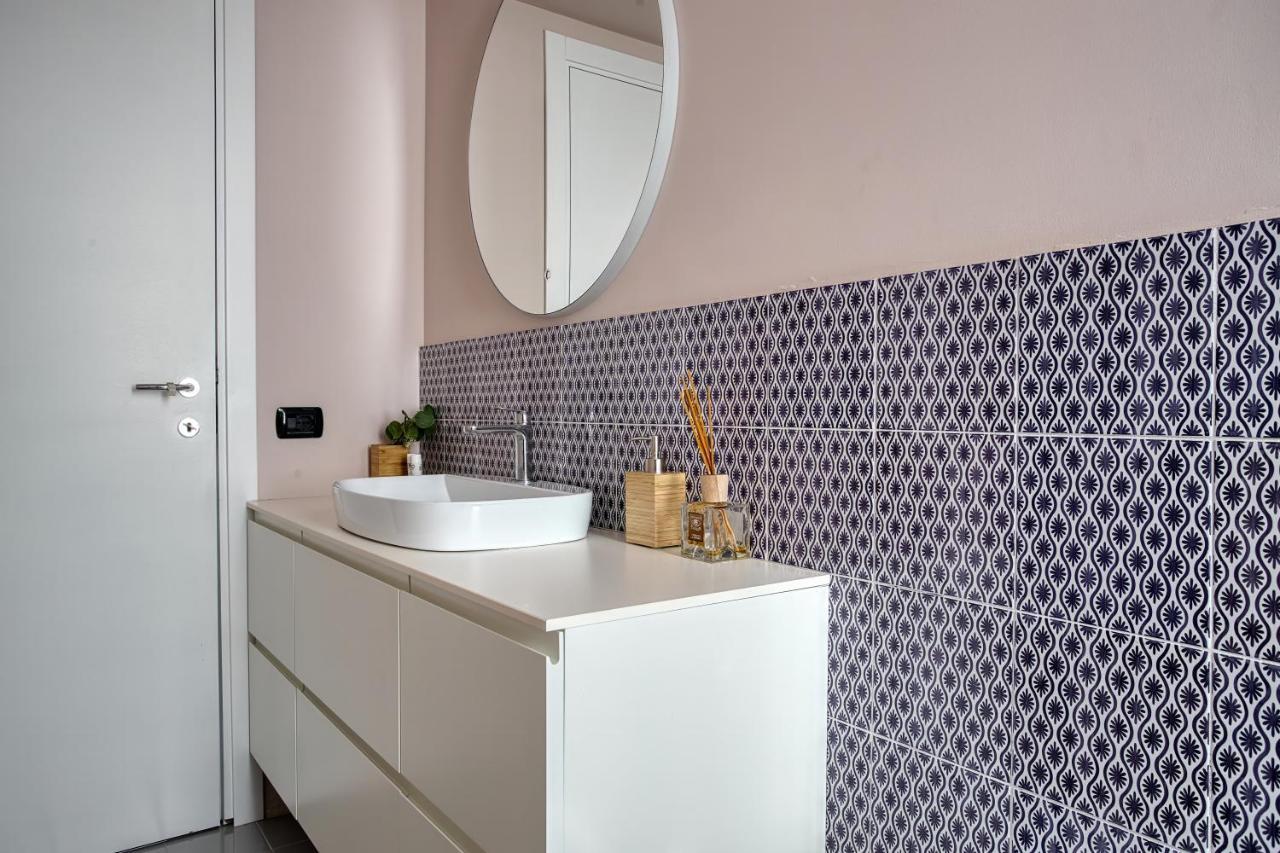 Joivy Lovely Apt, Easy Access To Centre Apartment Milan Bagian luar foto